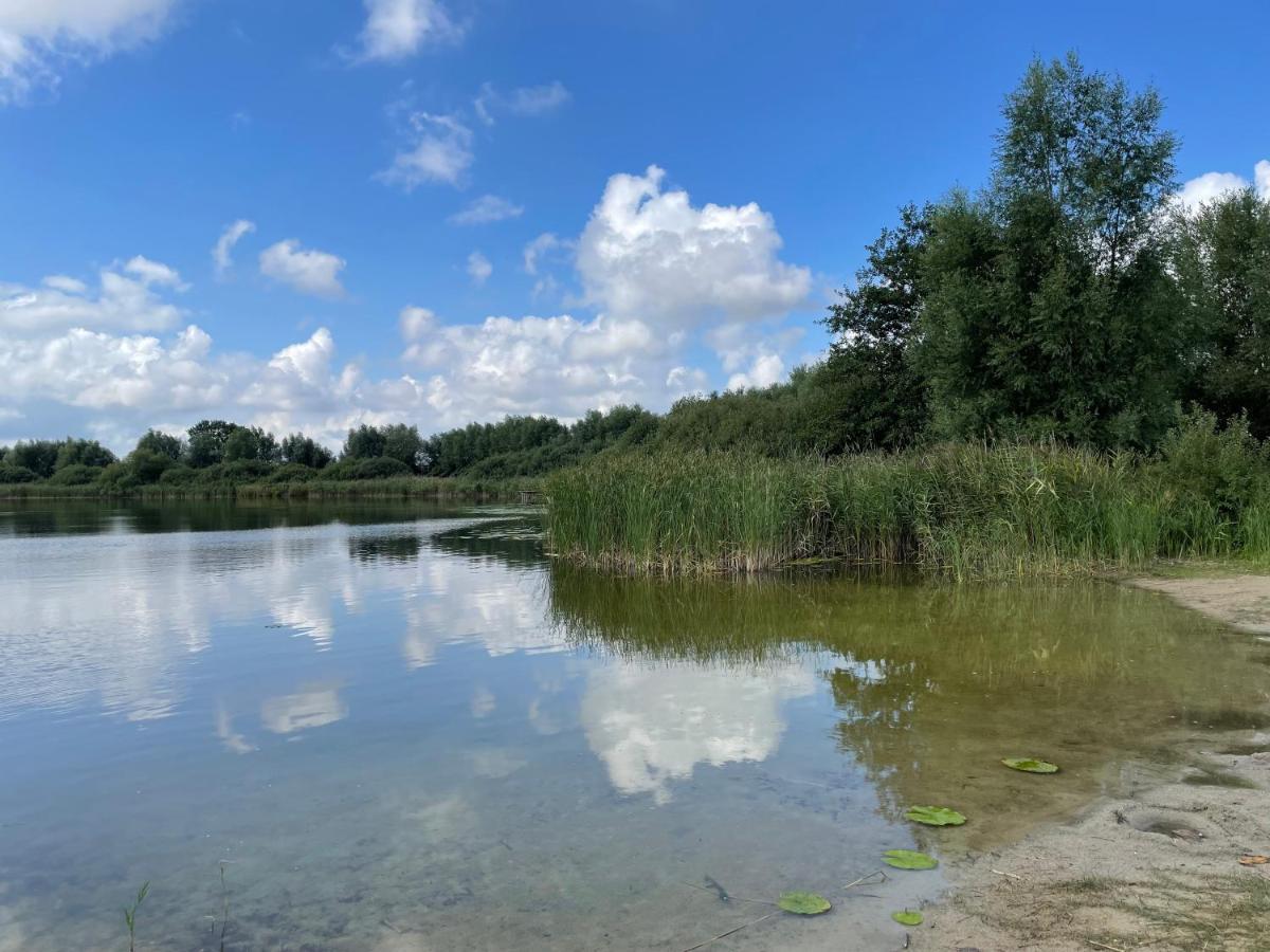 Landhaus Mit Pool, Bungalow In Der Natur Hohenbollentin Exterior foto