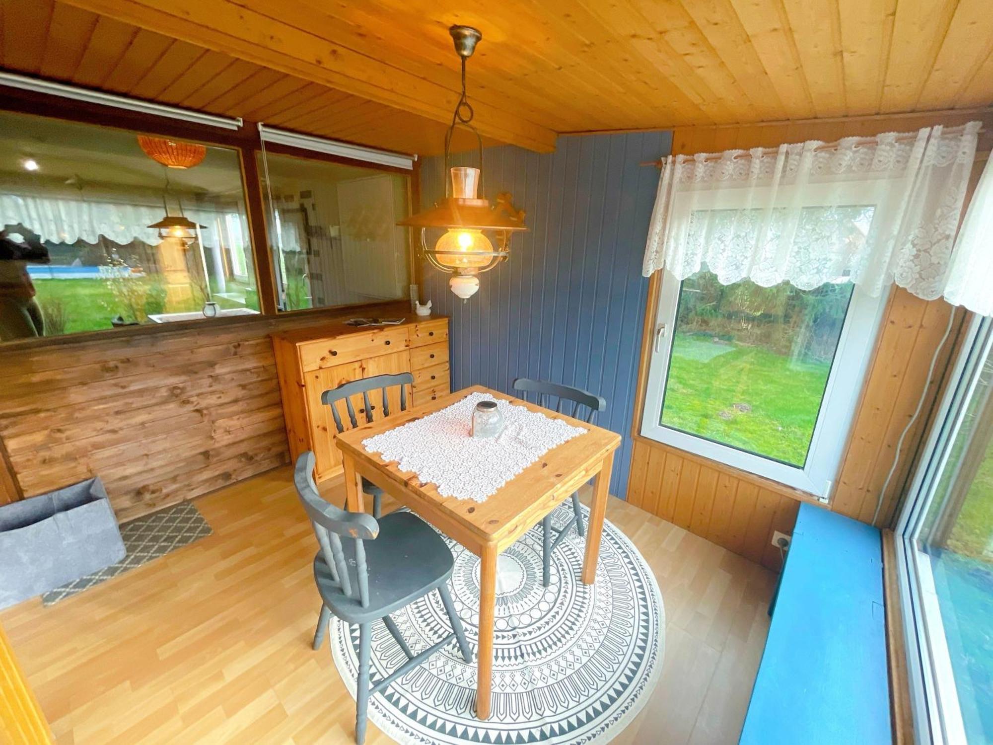 Landhaus Mit Pool, Bungalow In Der Natur Hohenbollentin Exterior foto